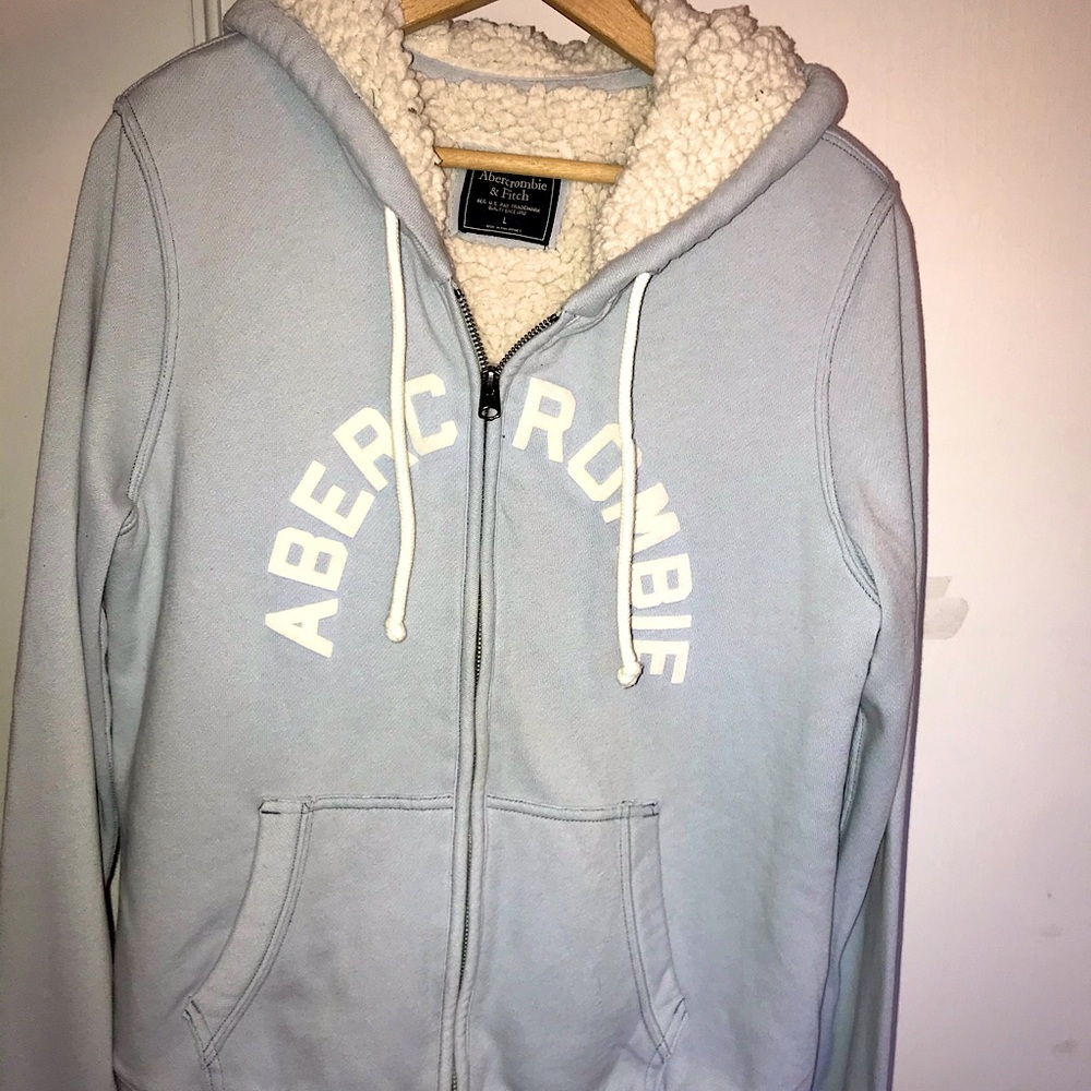 Fluffy Abercrombie & Fitch Sweater